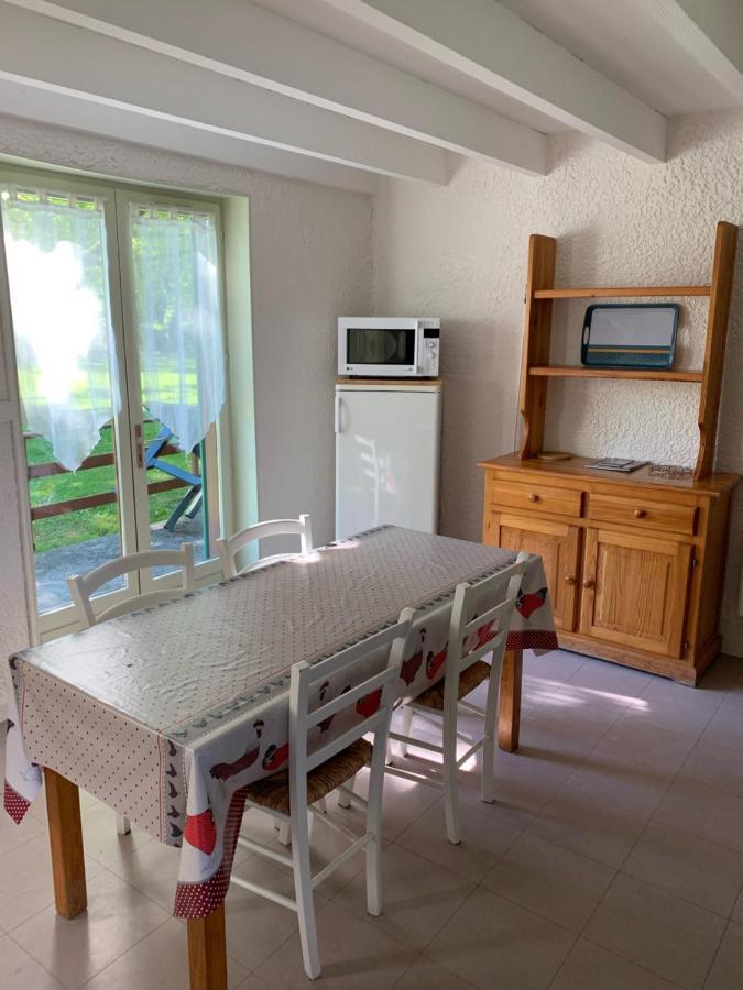 Camping Le Saillet Lestelle-Betharram Екстер'єр фото